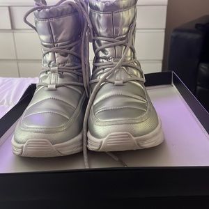 Waterproof booties for snow or rain